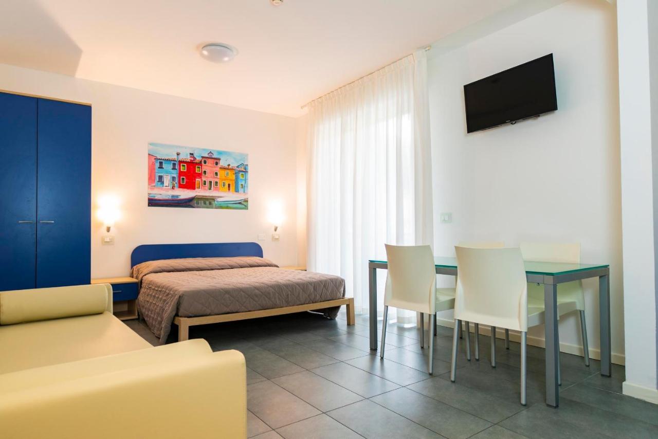Residence Burano Lido di Jesolo Exteriör bild