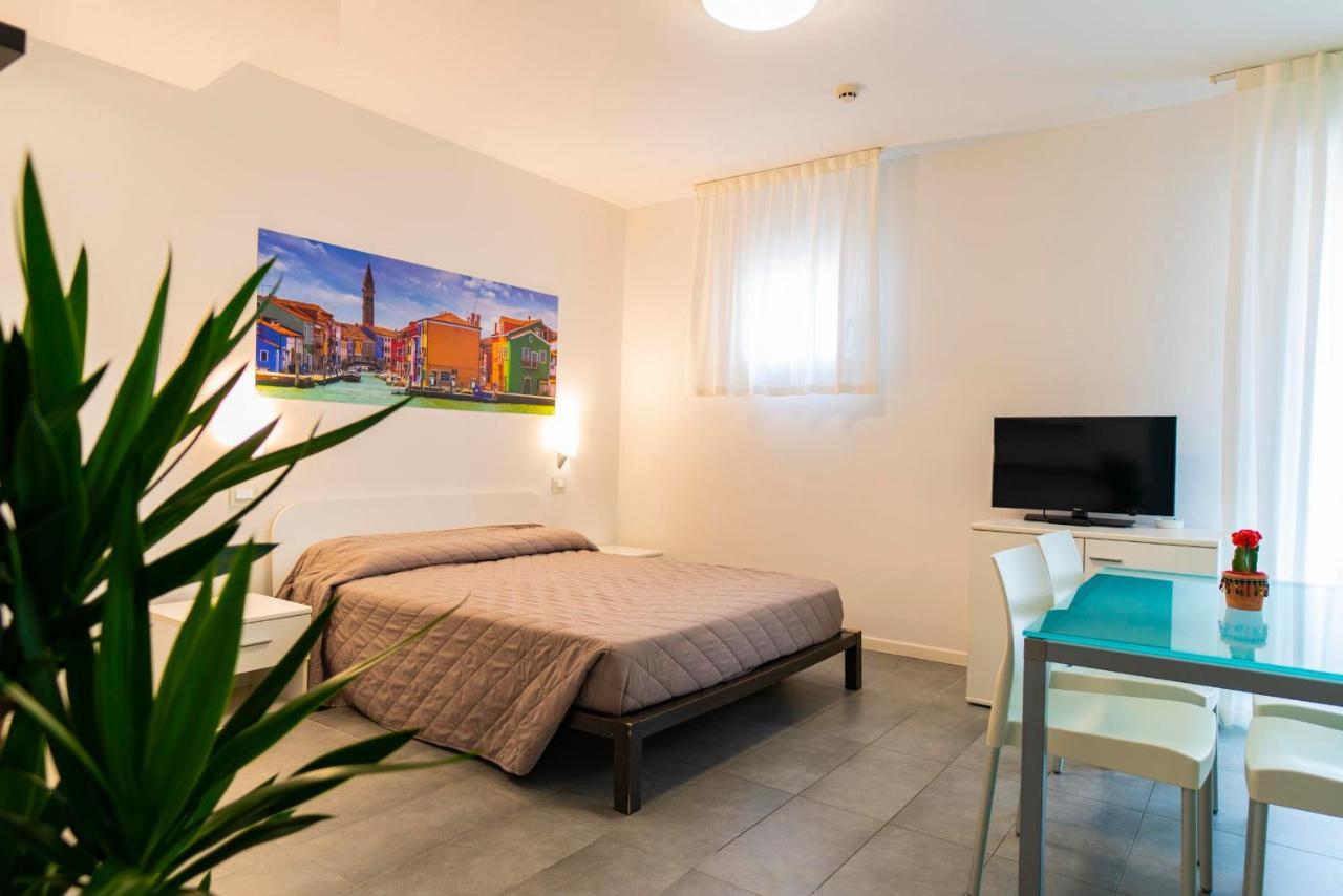 Residence Burano Lido di Jesolo Exteriör bild