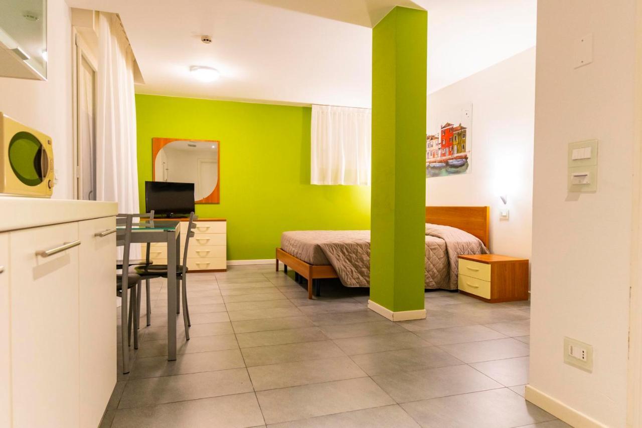 Residence Burano Lido di Jesolo Exteriör bild