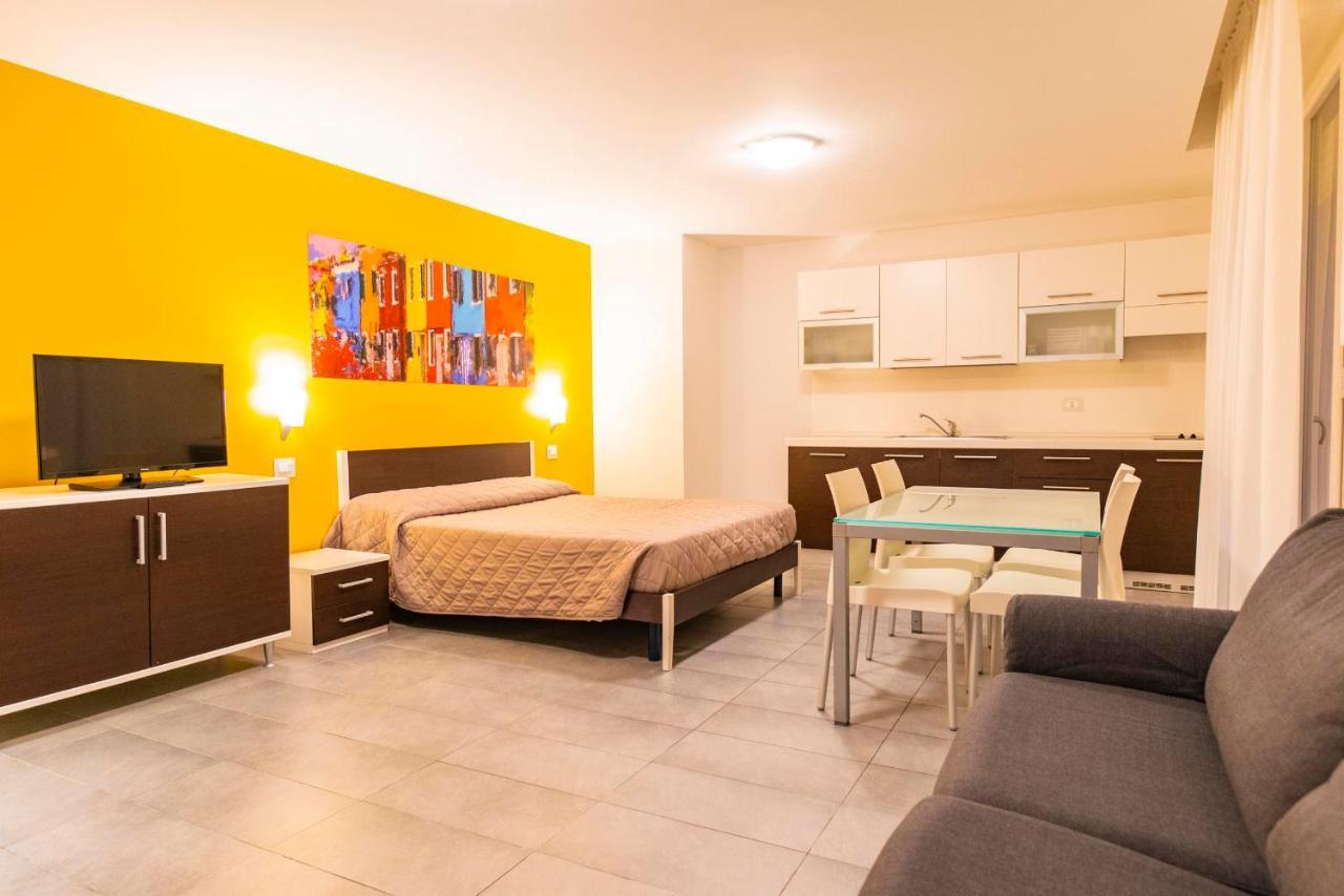 Residence Burano Lido di Jesolo Exteriör bild