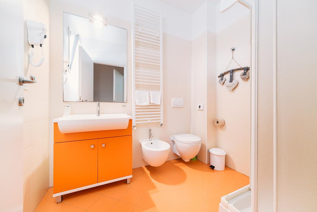 Residence Burano Lido di Jesolo Exteriör bild